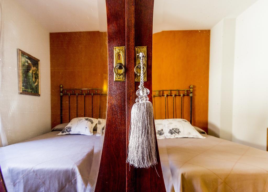 casa MUSKILDA Hostal Urroz Habitación foto